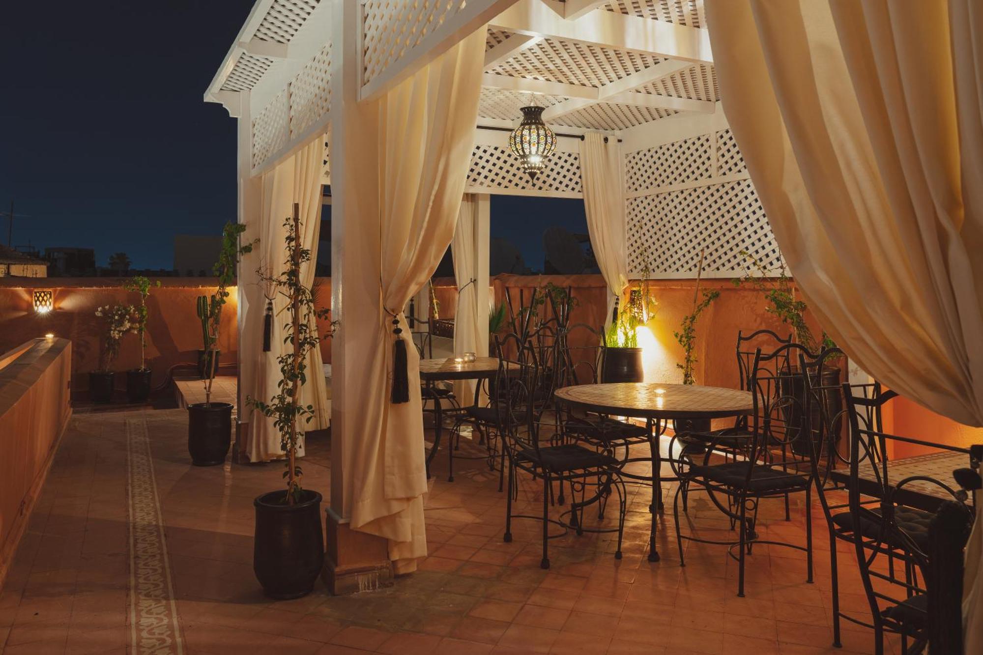 Riad Dar Dialkoum Marrakesh Exterior photo
