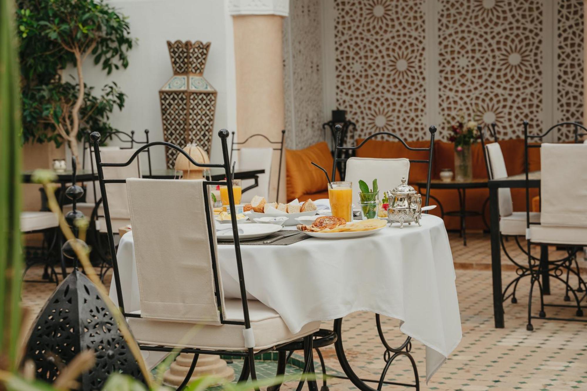 Riad Dar Dialkoum Marrakesh Exterior photo