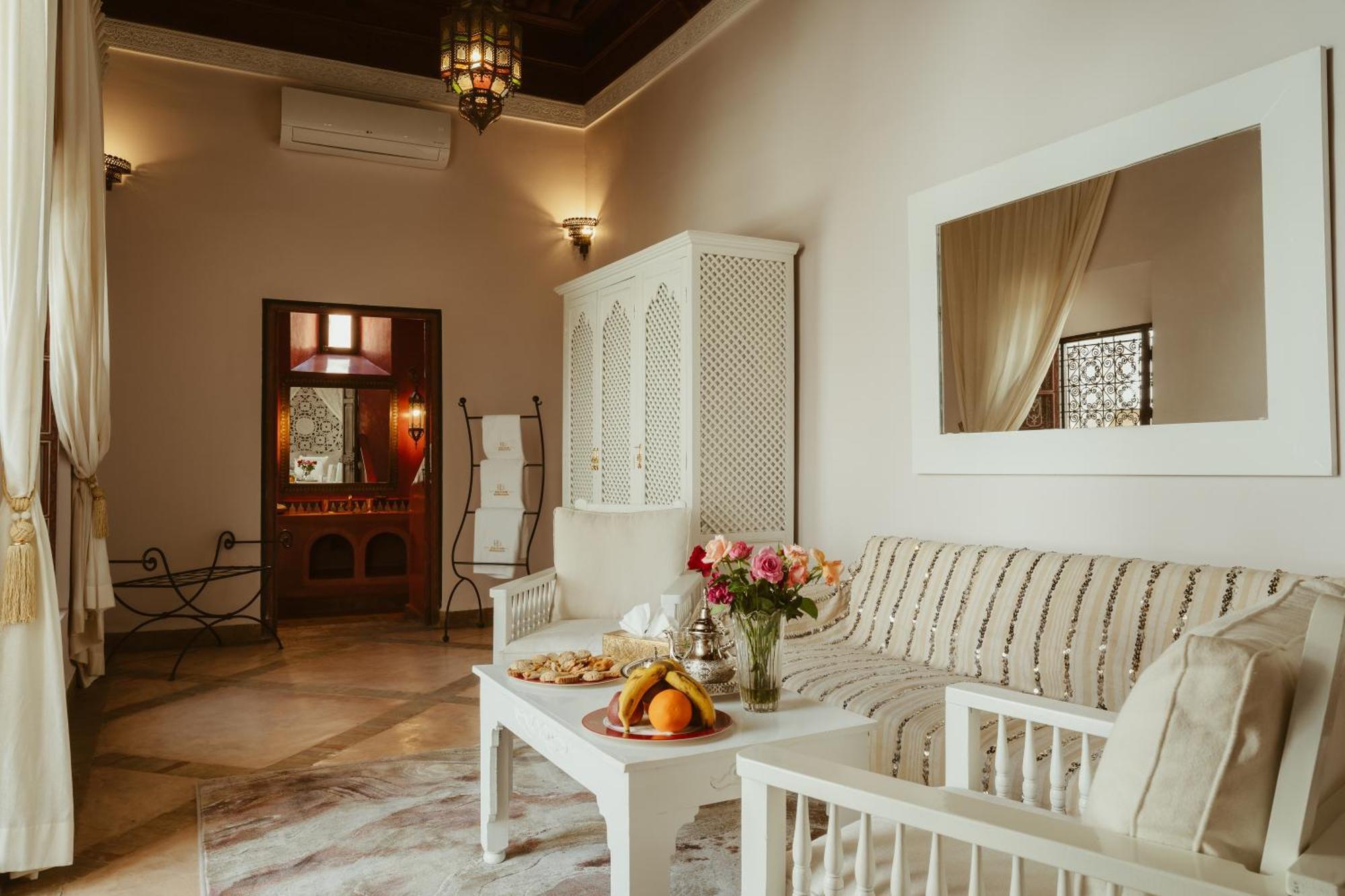 Riad Dar Dialkoum Marrakesh Exterior photo
