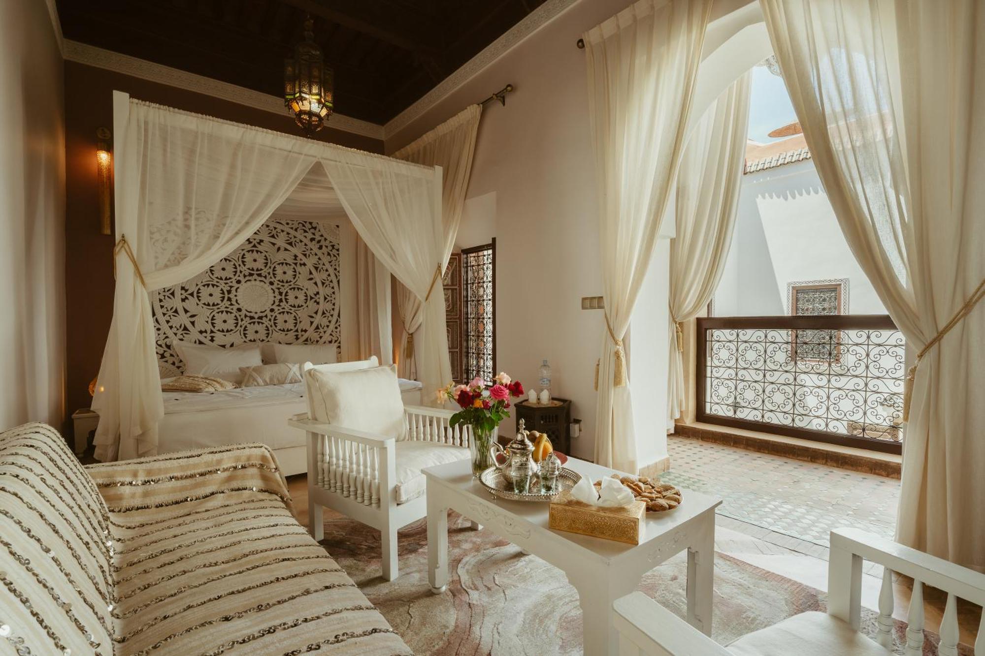 Riad Dar Dialkoum Marrakesh Exterior photo