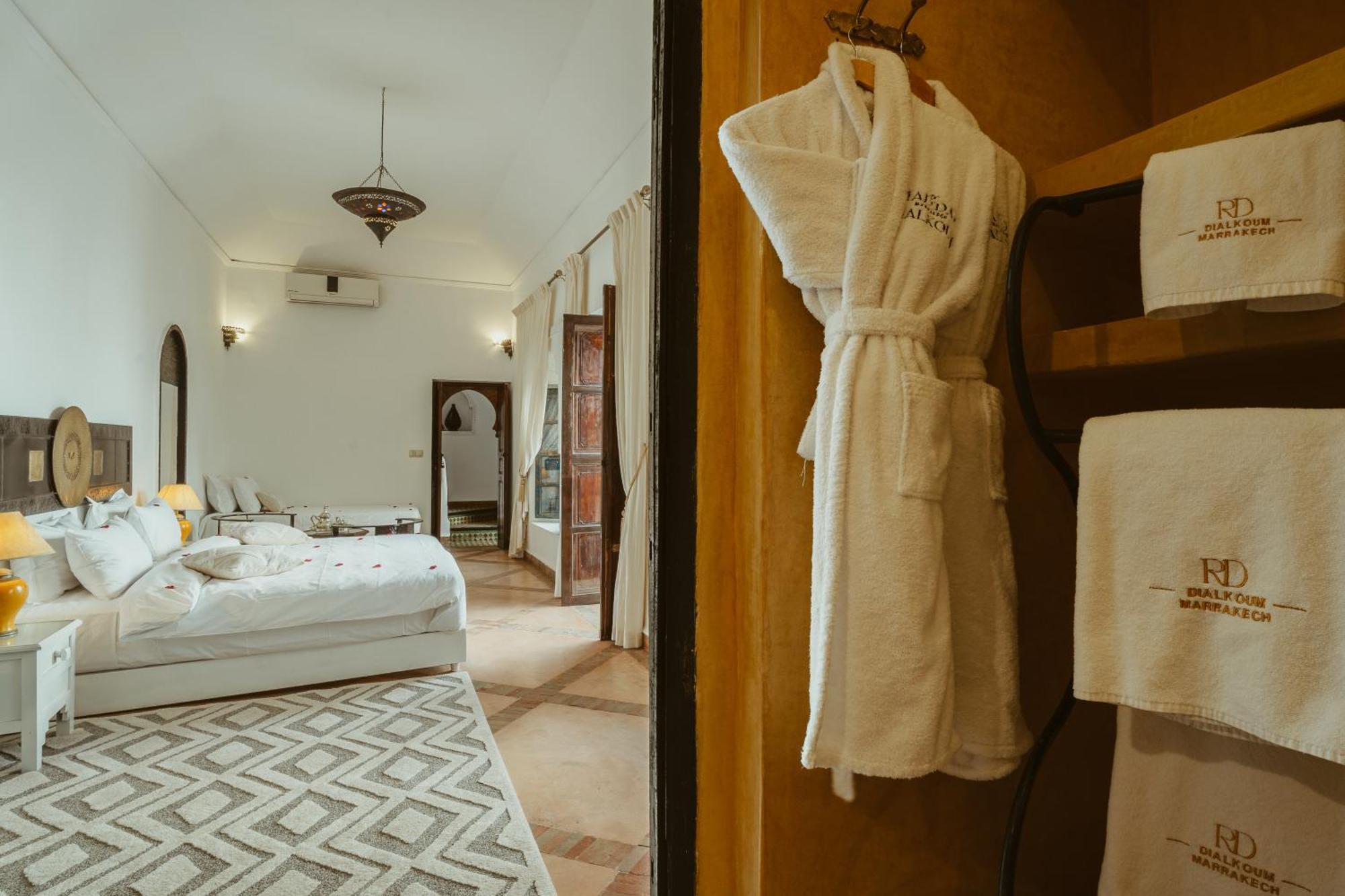 Riad Dar Dialkoum Marrakesh Exterior photo
